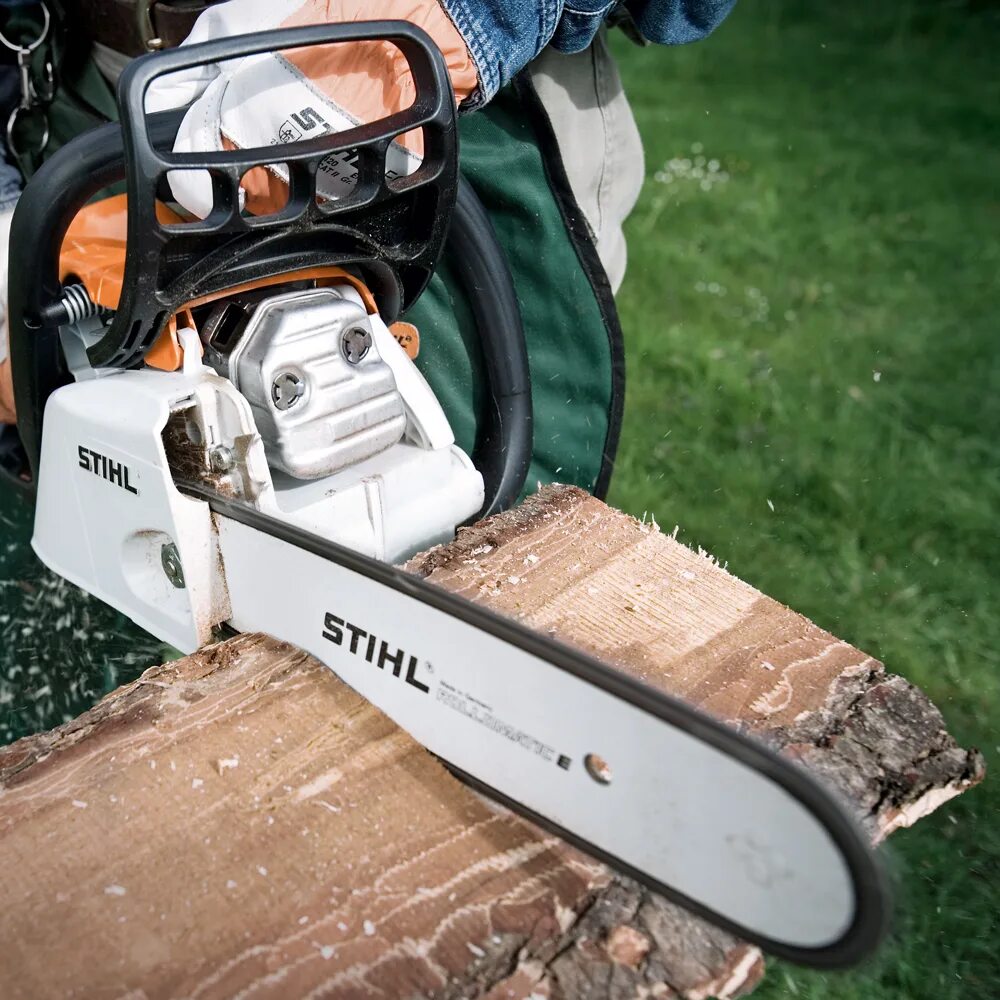 Штиль 180 в минске. Stihl MS 211. Бензопила Stihl MS 211 C. Бензопила штиль МС 180. MS 365 штиль.