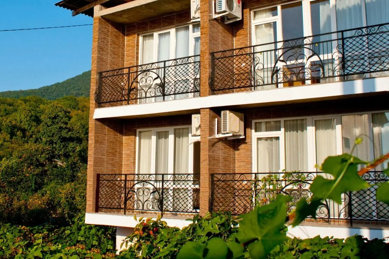 лазаревское улица новая. гостиница марго лазаревское. лазаревское улица новая. лазаревское лилия гостиница ул лазарева. гостевой дом у моря лазаревское.