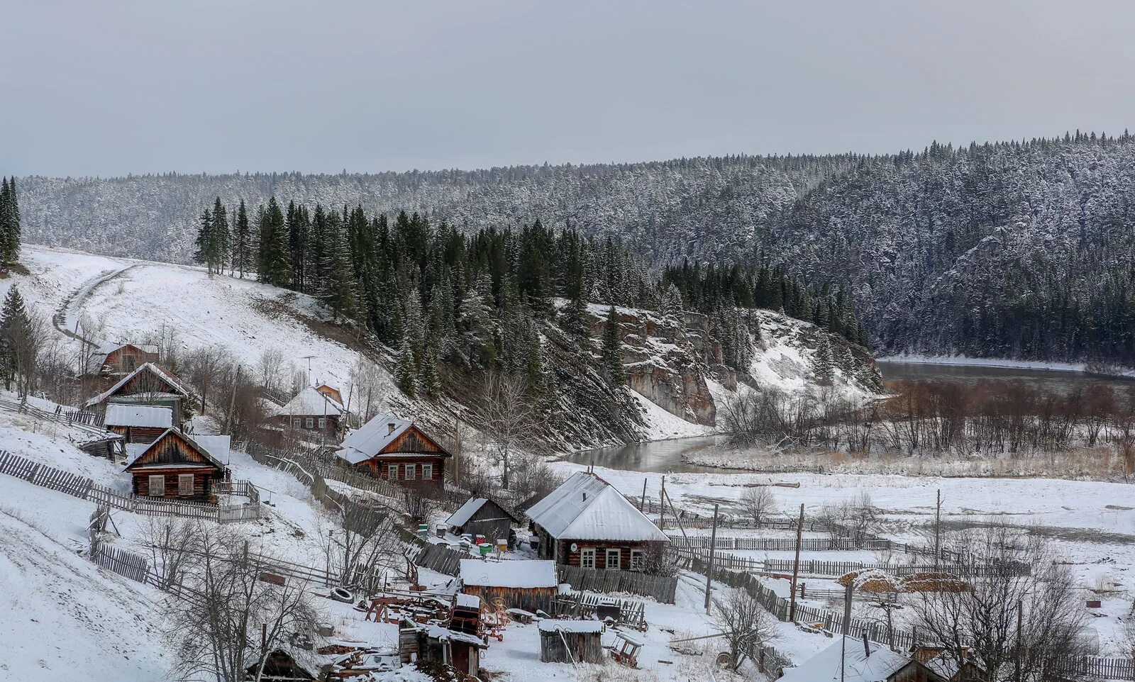 Кын-завод Пермский. Река Чусовая Кын завод. Поселок Кын Пермский край. Река Чусовая поселок Кын. Лысьва кын