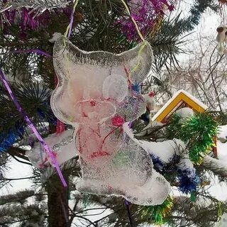 Ледяные игрушки