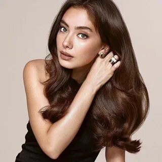 Әйел спортшылардың бөкселерінің суреттері