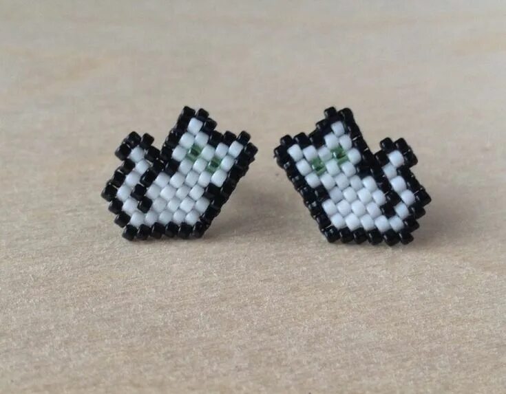 Лапка из бисера схема плетения RESERVED Beaded Penguins & Beaded Cats Bead Weaving Animal Charm Set Bead weav