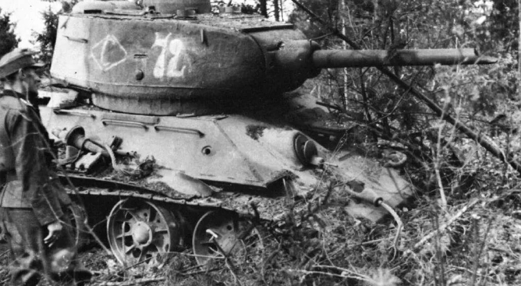 Танковая бригада 1945. 3 й гвардейский корпус. М4а2 шерман 152 из 1-го механизированного корпуса белоруссия июль 1944. 3 й гвардейский корпус. Танковый корпус.