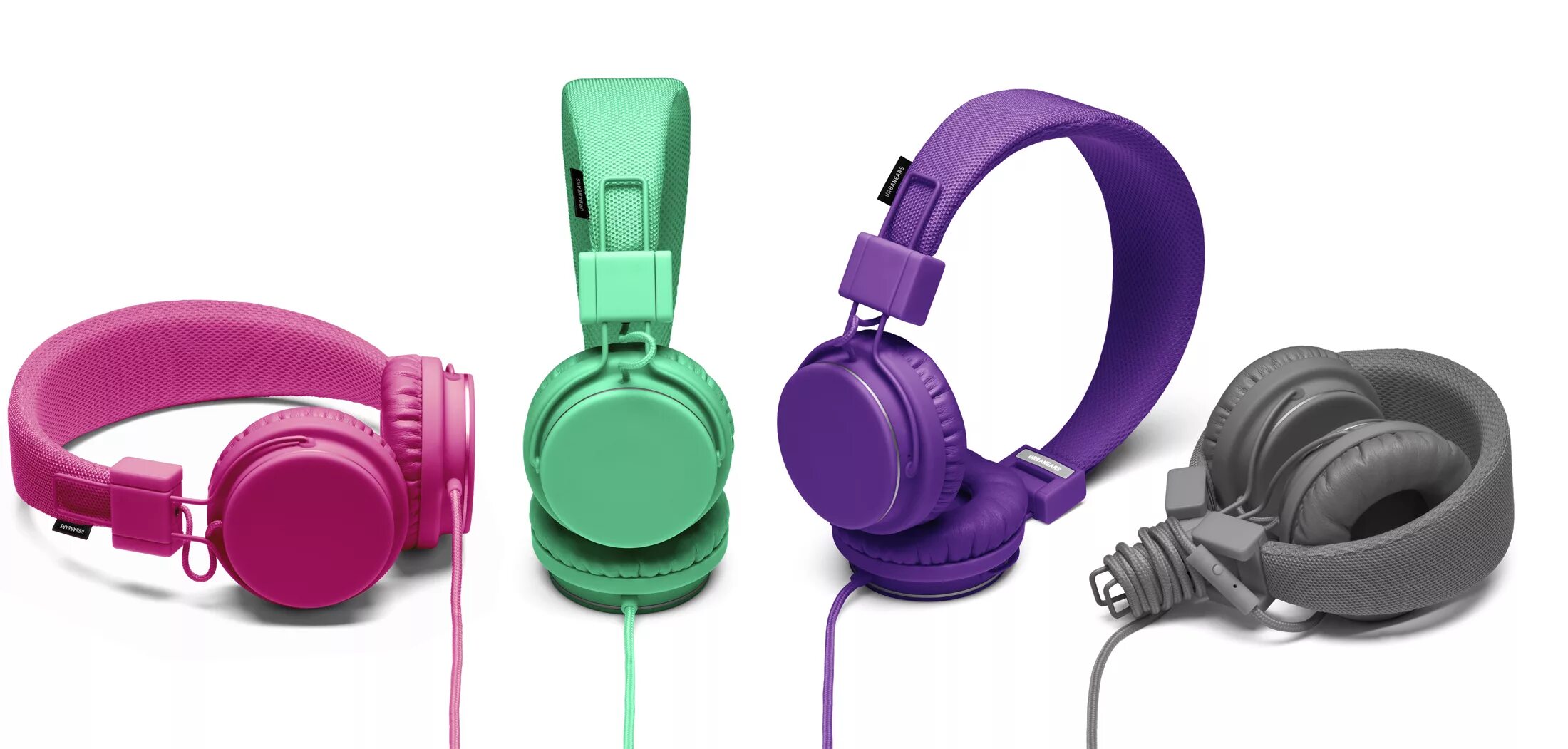 магазин больших наушниками. мобильные аксессуары и наушники. магазин больших наушниками. супер большие наушники. выкладка наушников.