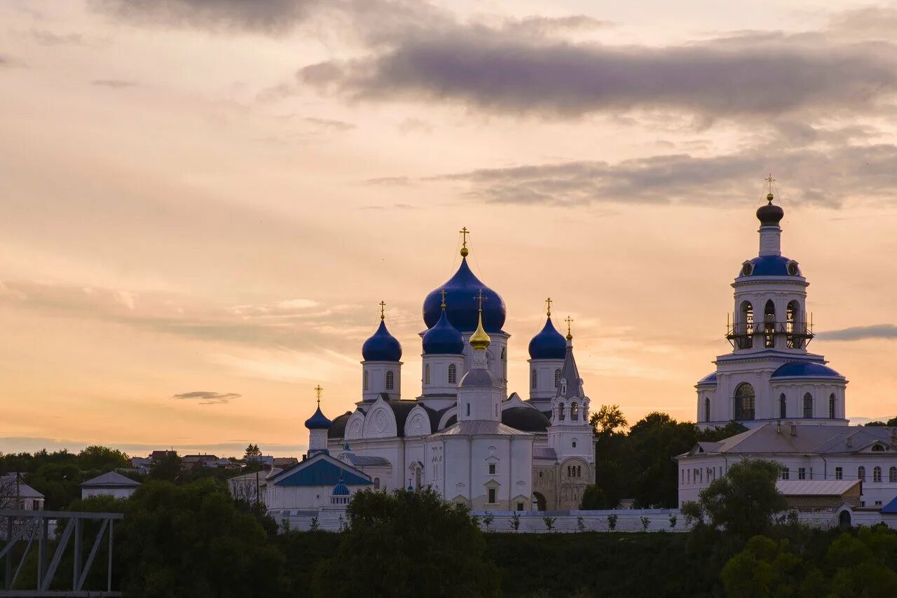 Боголюбова