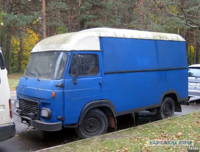 Авиа авто с пробегом. Avia a31 фургон. Авиа 21ф. Грузовой фургон авиа 21ф 211ф. Avia a21 4x4.