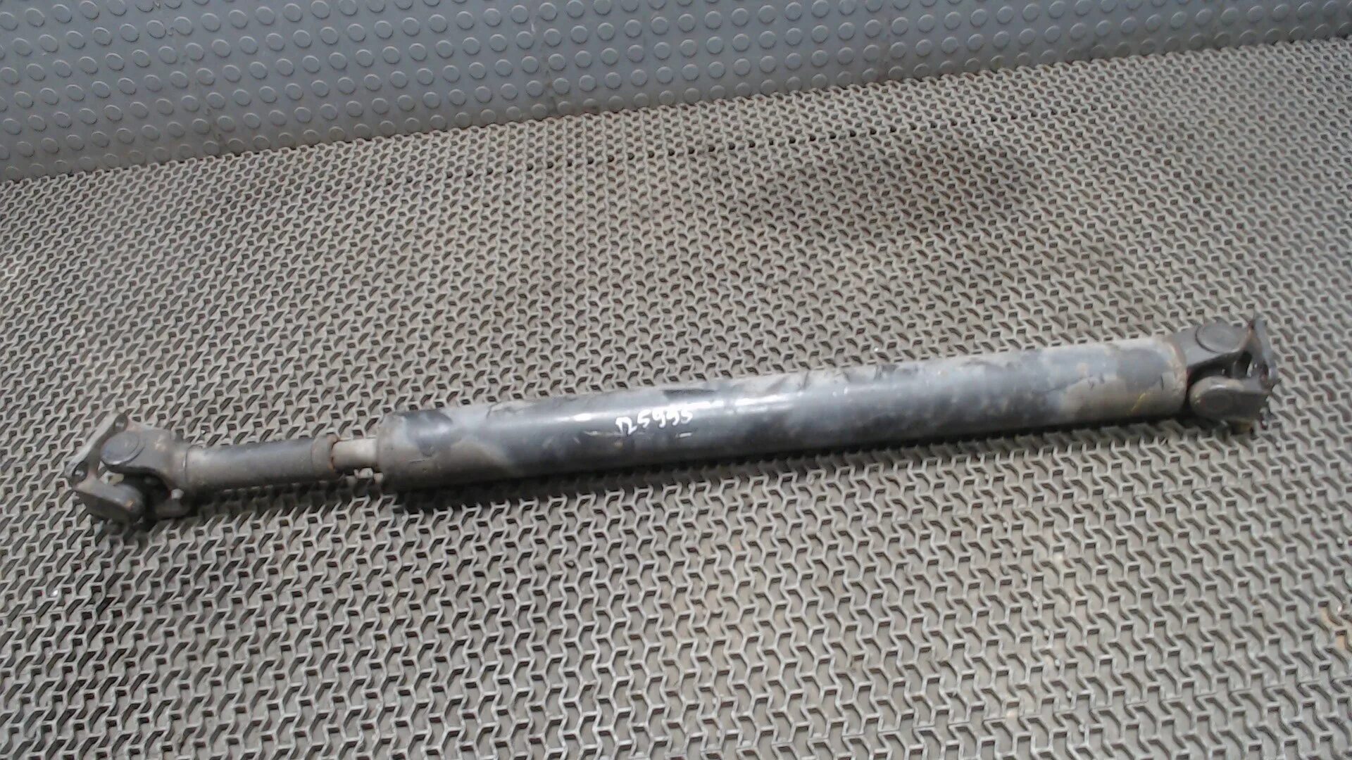 Вал карданный передний sorento 49100-3e110. Кардан соренто 1. Киа соренто 2013 задний карданный. Киа соренто карданный вал. Кардан соренто 1.