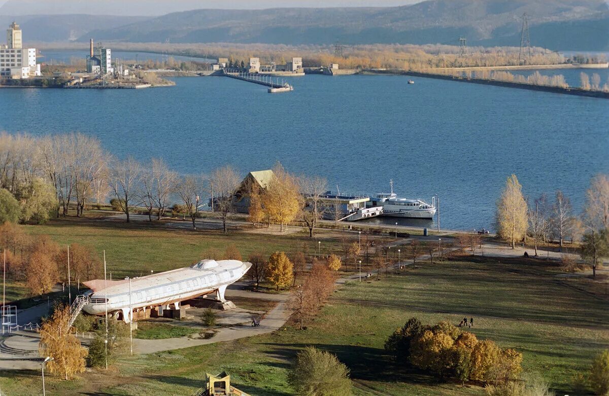 в волге в районе тольятти. набережная волги тольятти. в волге в районе тольятти. набережная тольятти жигулевское море. река волга в жигулевске.