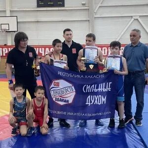 Атлетик абакан. Единоборства абакан. Марафон единоборств черногорск 2022. Вяткина 49 абакан. Г.