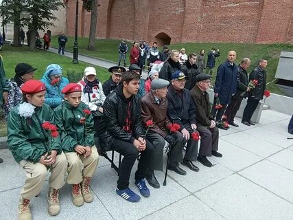 Открытие вечного огня в острове
