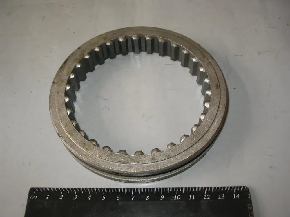 Муфта мтз 70-1601081. Муфта кпп мтз 80. 80с-1704096-б муфта. Муфта мтз. 036.