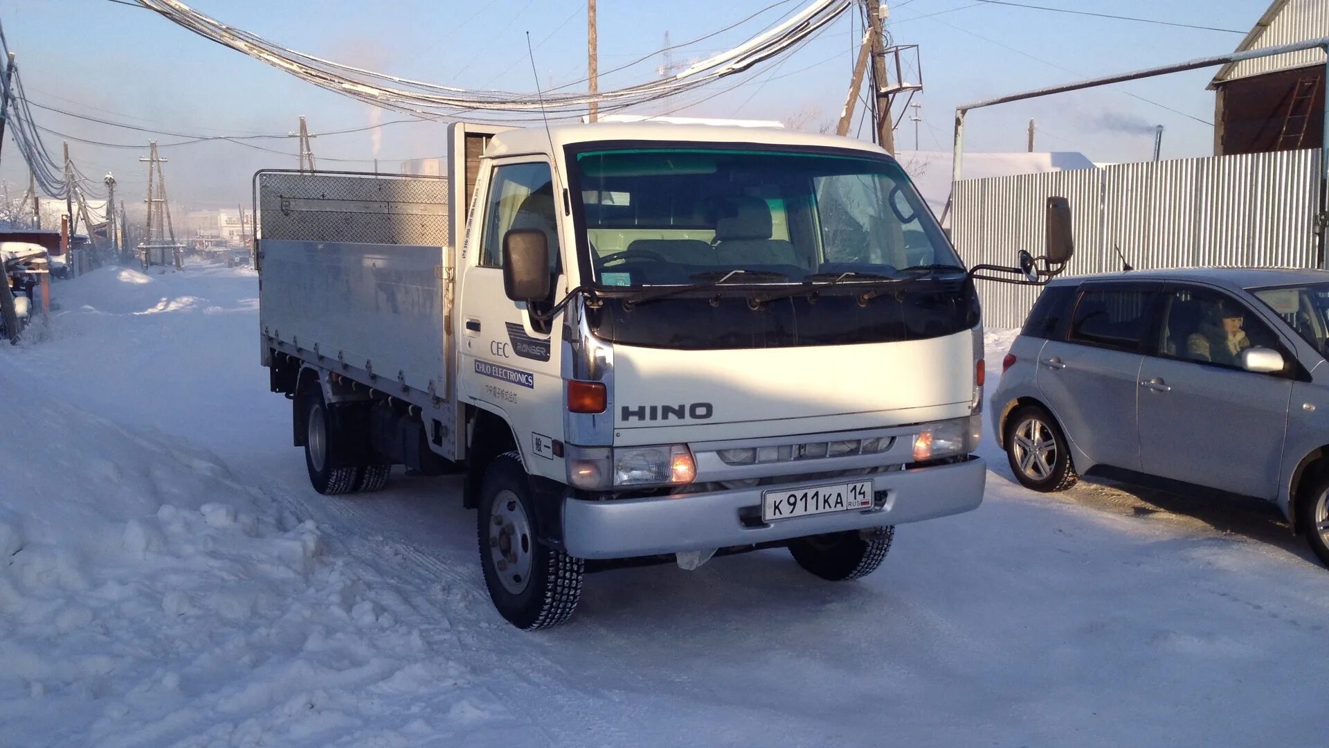 Toyota Dyna 2013. Тойота Дюна 2004. Тойота Дюна с аппарелью. Тойота Дюна 1997.