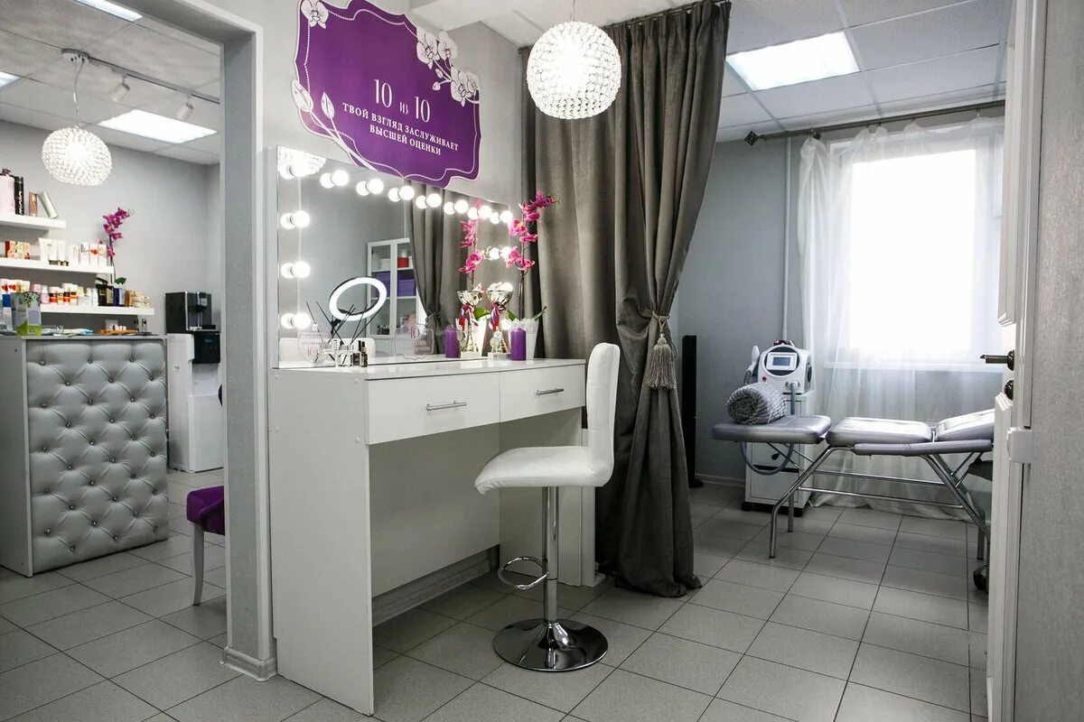 Studio nails brows