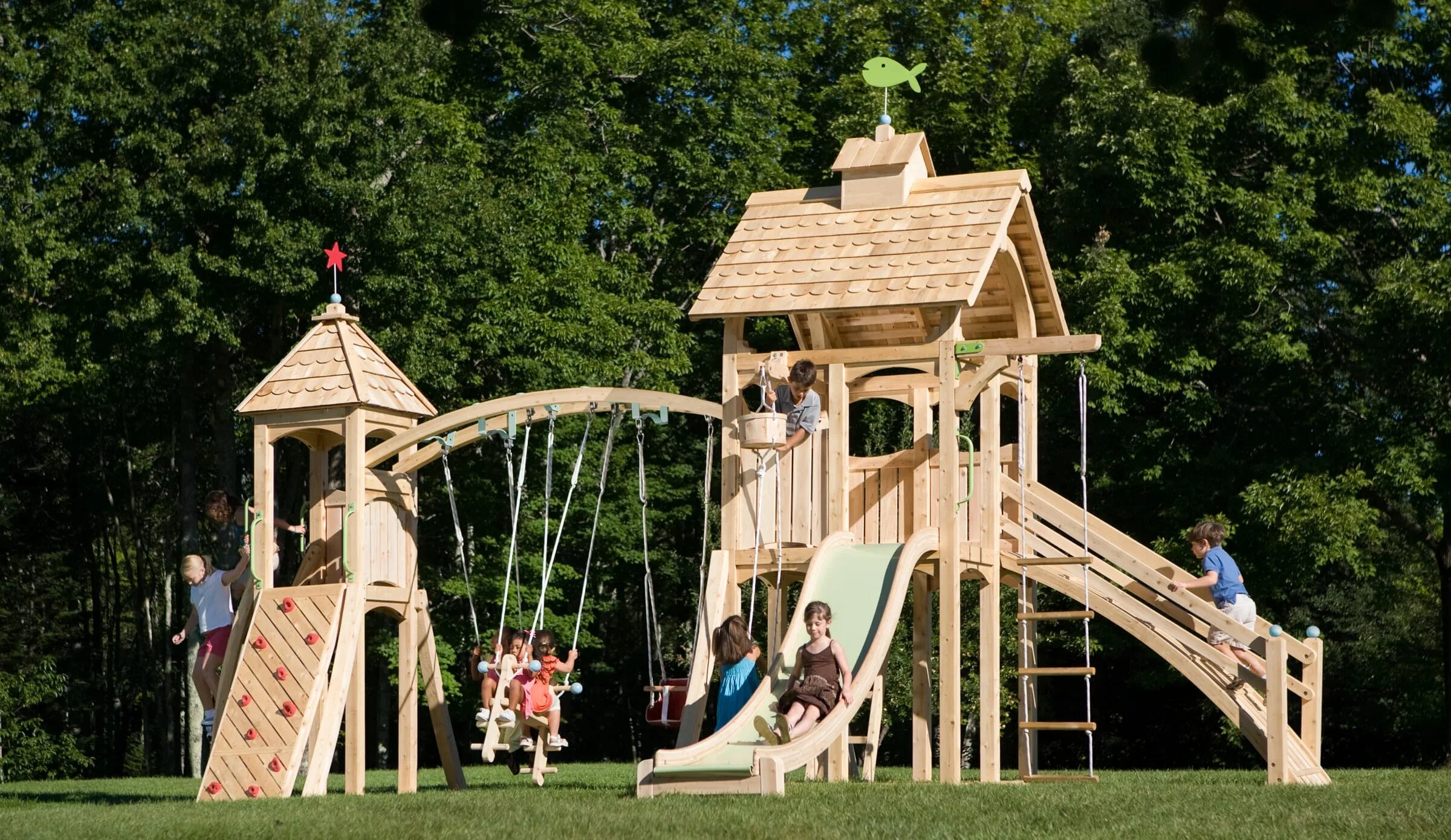 площадка на дереве. площадка дерево. детский домик на дереве. домик на дереве для детей. домик на дереве для детей.