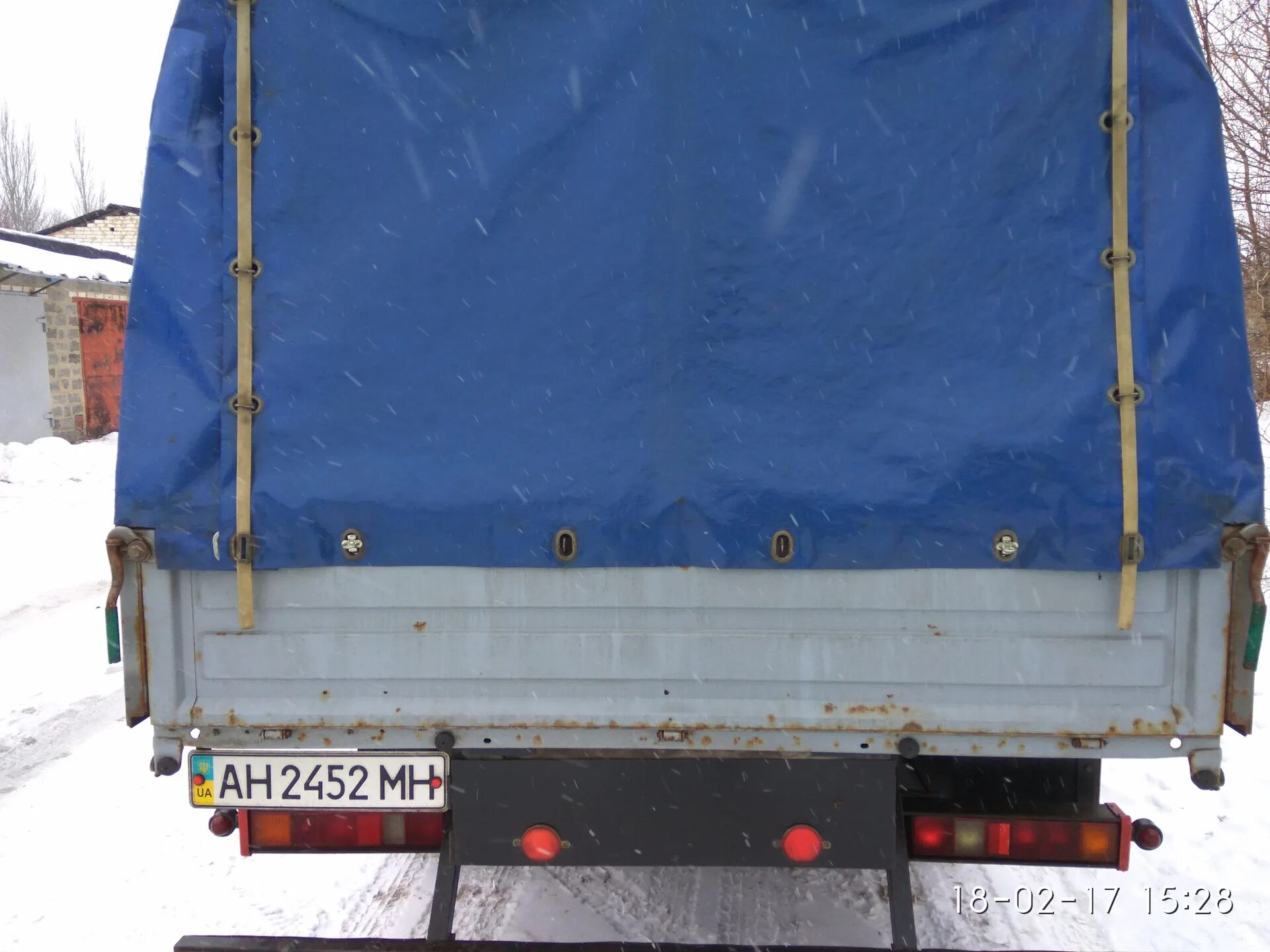 Тент на газель 4. Газель 420 кузов тент. Задний клапан. Арго борт тент клапан. Задний клапан тента на газели.