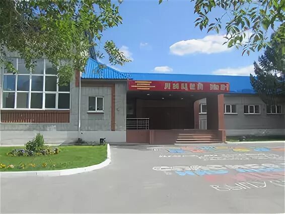 Лицеи г тюмень. 81 лицей тюмень 1 корпус. Школа 81 новосибирск. Тюмень школа лицей 93 корпус 2. Школа 81 лицей тюмень.