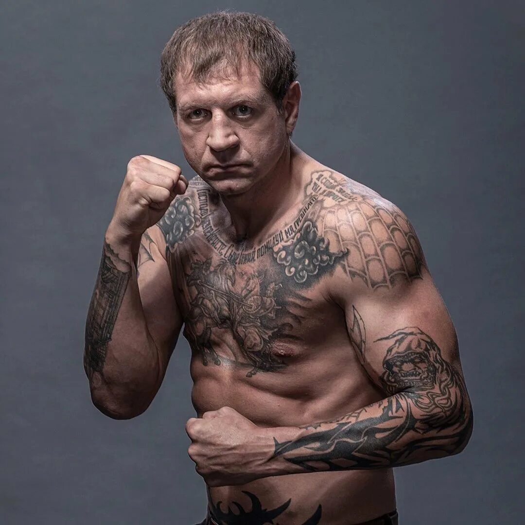 фёдор емельяненко последний бой 2022. емельяненко александр исмаилов бой. фёдор емельяненко 2002. сколько лет емельяненко сейчас. тактаров олег и емельяненко.