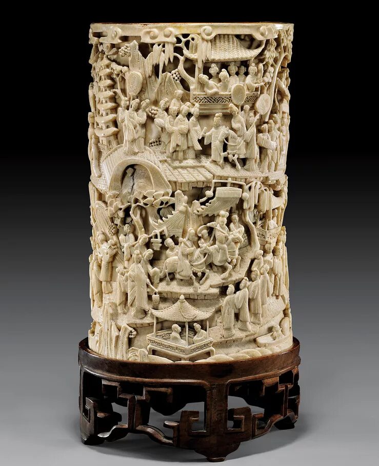 Холмогорская резьба по кости. Резьба на кости. Костяные кружева. Холмогорская резьба по кости - костяное кружево. Резьба по кости.