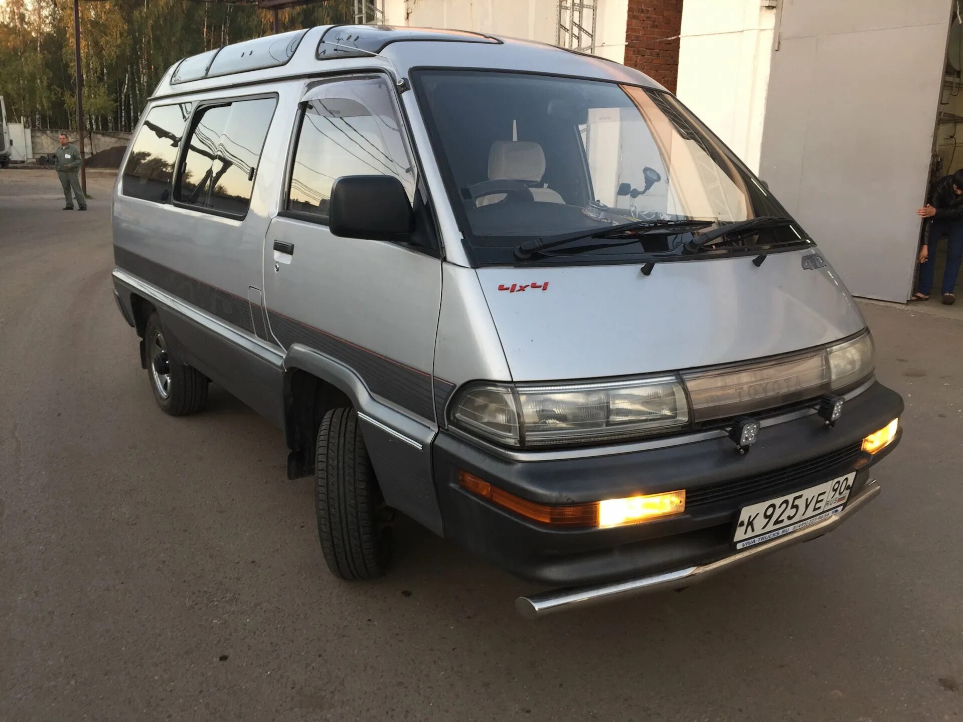 Отзывы тойота айс. Toyota Master Ace Surf. Toyota Town Ace Master Ace Surf. Тойота Таун айс мастер Сурф. Тойота мастер айс Сурф 2с.