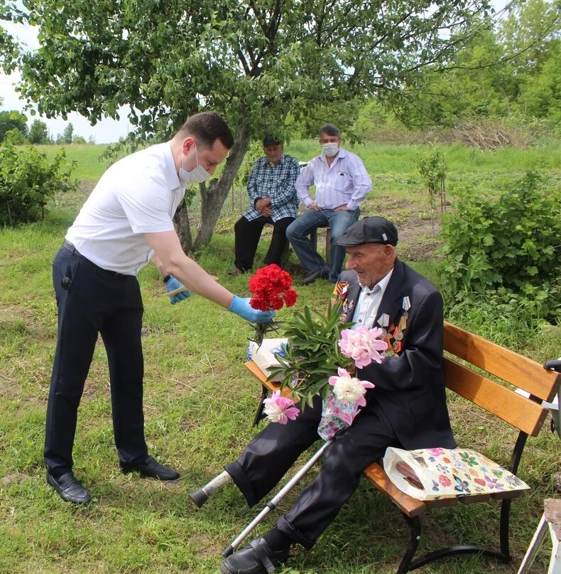 Погода семцы. Глава администрации Почепского района. Малое Староселье Почепский. Село Семцы Почепского. Ветеран Почепского района.