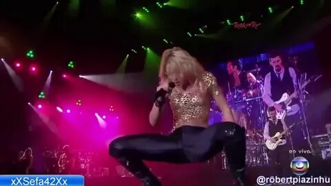 Shakira Sexy Shake (Live From Paris HD) - Vidéo Dailymotion.