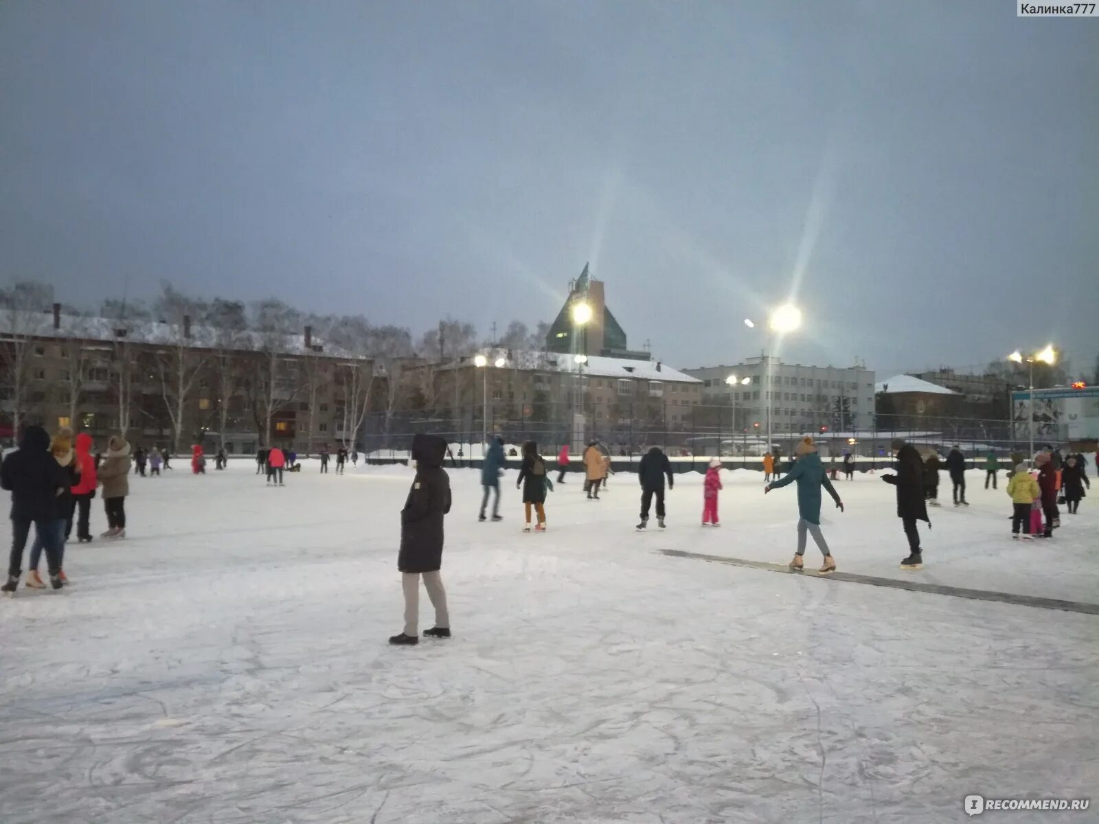 Центральный каток цена. Каток Юность Екатеринбург. Каток Центральный стадион Екатеринбург. Каток Юность Екатеринбург 2022. Стачек 3 каток.