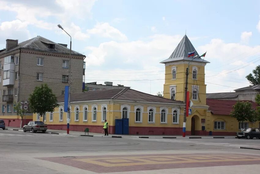 Линкфор новый оскол. Приходская мещанская управа и дерябинский банк новый оскол. новый оскол площадь.