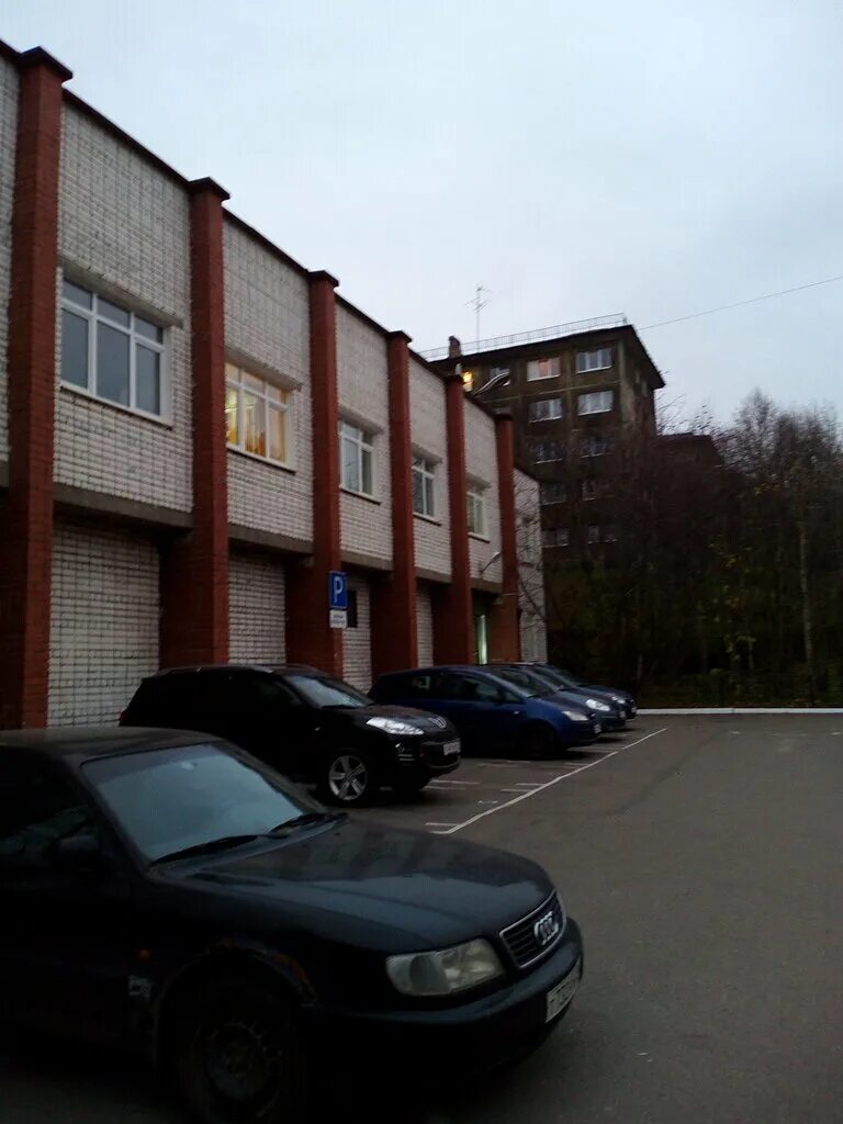 автобаза администрации города. автобаза правительства. фгбу транспортный комбинат россия. автобаза администрации брянской области. гараж администрации города.