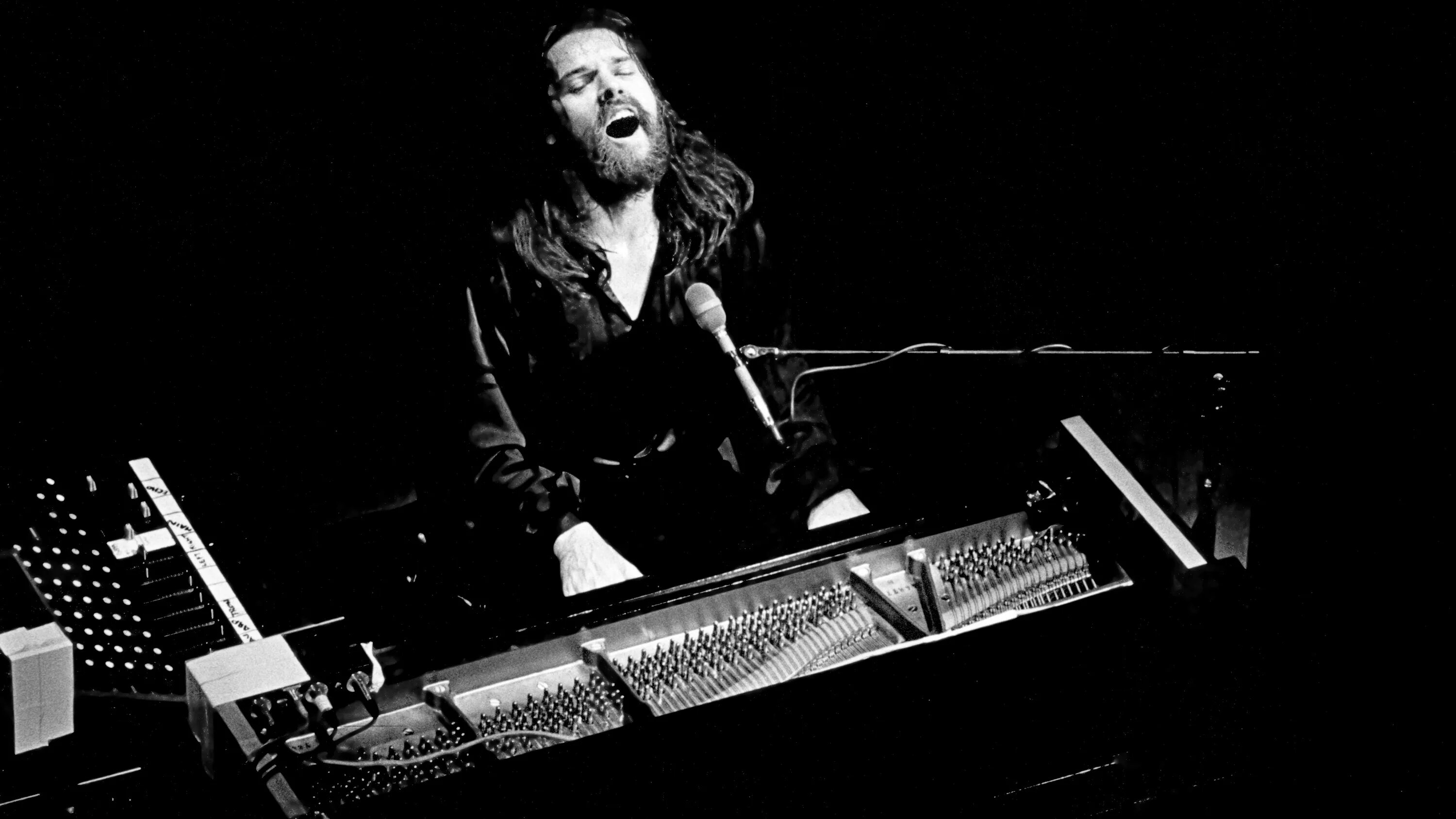 Bob seger turn the. Боб сигер. фото bob seger. bob seger 1970 mongrel. bob seger 2017 i knew you when.