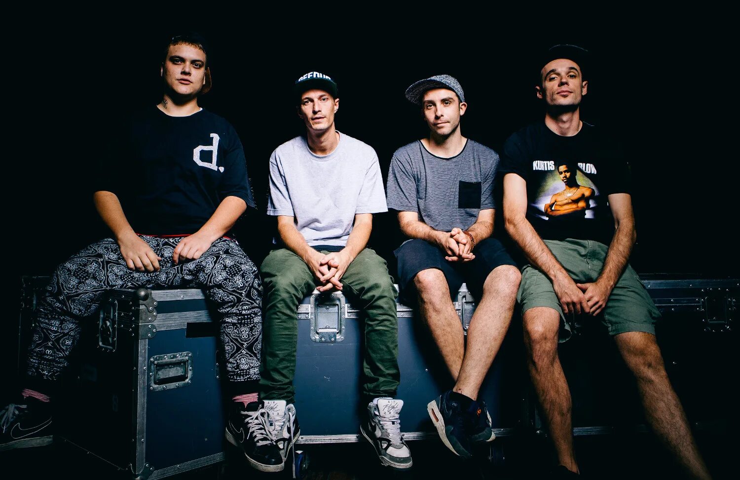 Обложка бравл репа шадоурейз. Scally milano рэпер фото на концерте. Артем rap crew. Rap crew 2023 фото россия. Горящий жираф рэп.