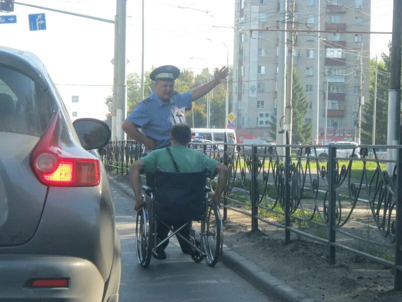 Куда деться инвалиду. Геннадий добров валаам рисунки. Инвалид потерялся. Соловки инвалиды великой отечественной войны. Липецкий попрошайка.