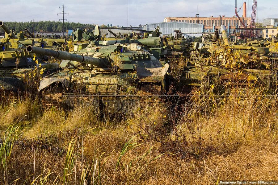 61-й бронетанковый ремонтный завод. 61 бронетанковый ремонтный завод г. 61 танковый ремонтный завод стрельна. Танки екатеринбург завод 61 бтр. Бронетанковый завод 61-бтрз.