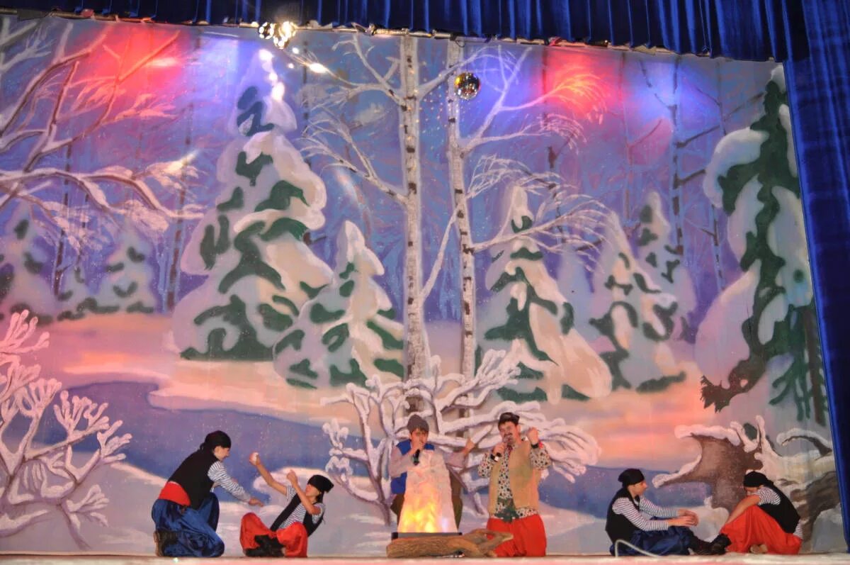 сценарий новогодней сказки русской народной. сказочные персонажи декорации. сценарий новогодней сказки русской народной. новогодние развлечения. детский спектакль морозко москва.