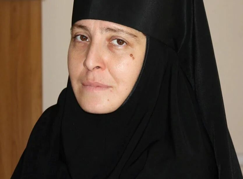 куколь монахини. сестры новотихвинский монастырь. православные монашки. монахиня, игуменья, послушница. монахиня рассказала.