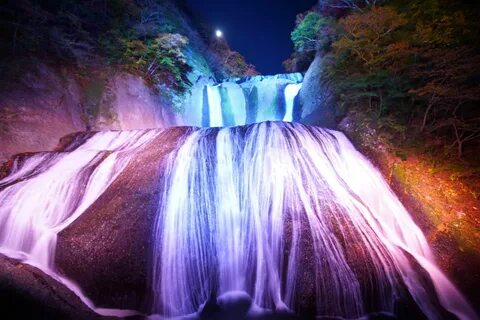 Light falls