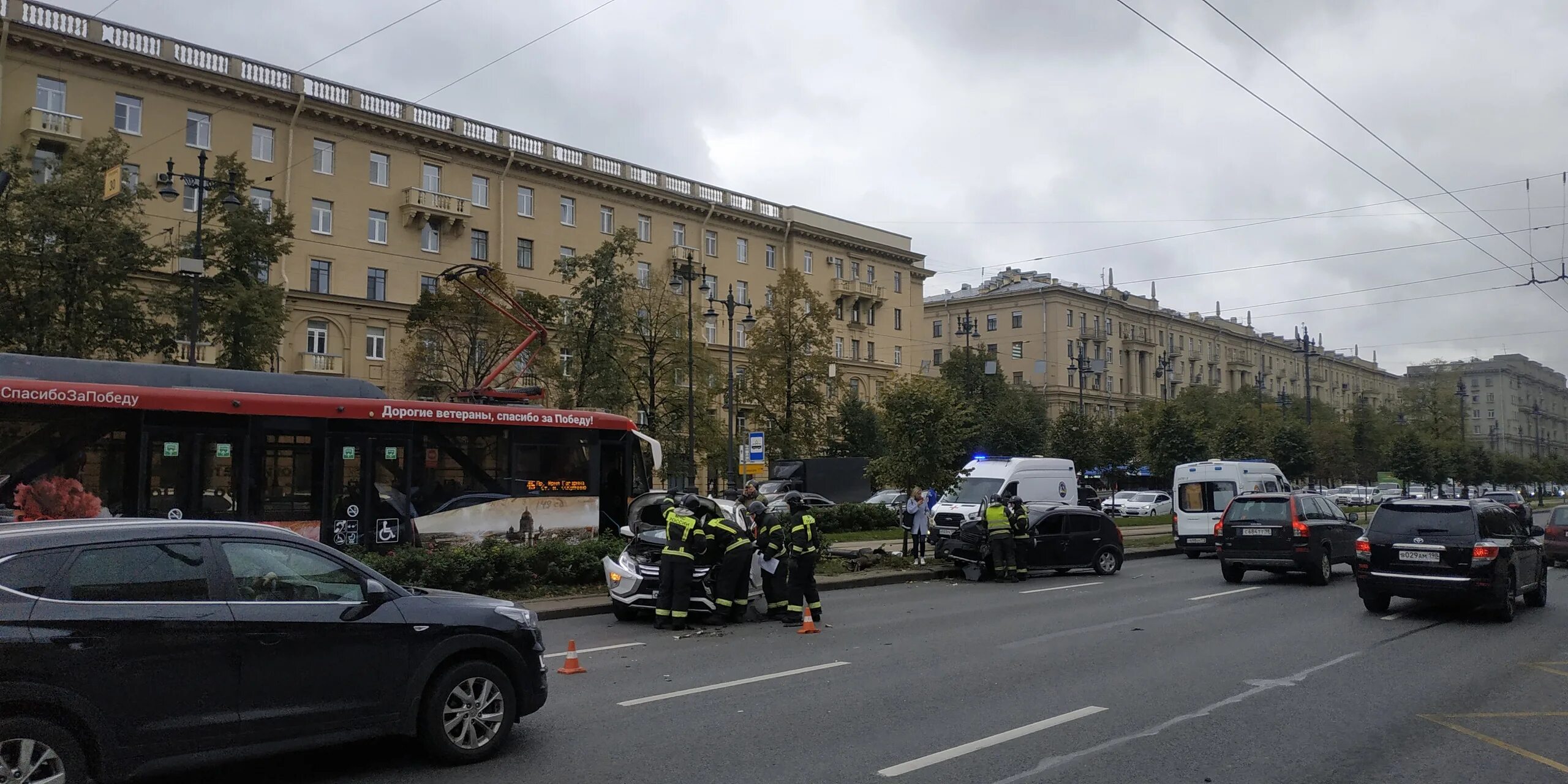 Калининград происшествия за сутки. Дтп московском проспекте сегодня. Дтп московском проспекте сегодня. Дтп московском проспекте сегодня. Ярославль авария мазда на московском проспекте.