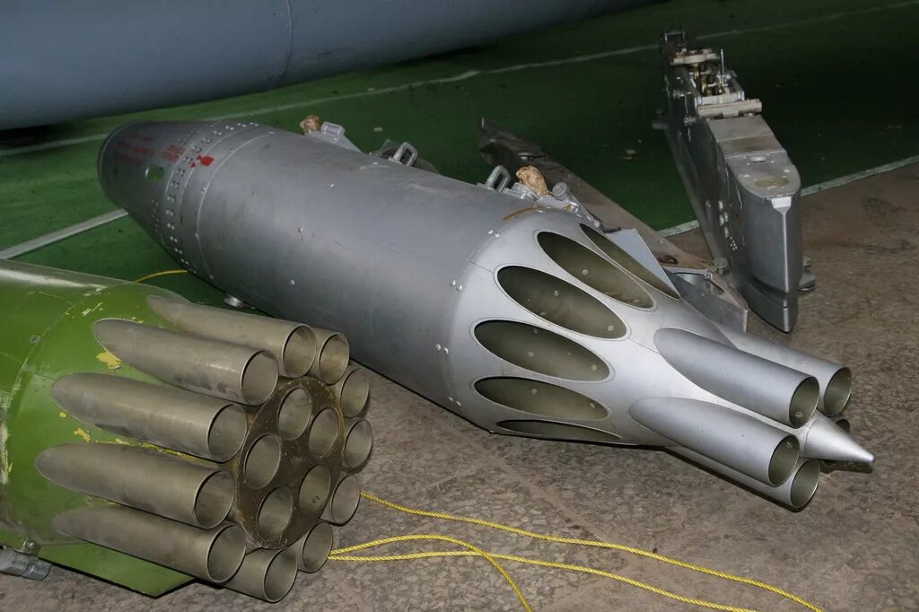 б 8 23 1. 503. б8в20-а блок нурс. б 8 23 1. блок нар б8в20 вертолетный 1/72.