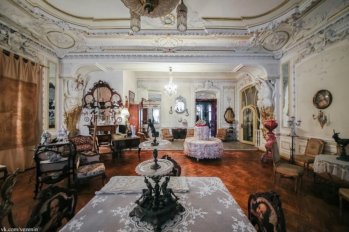 Интерьеры купеческих домов 19 века. Купеческий дом 18 века усадьба внутри. Купеческий дом 19 века изнутри. Интерьеры купеческих домов 19 века. Купеческий дом 18 века усадьба.