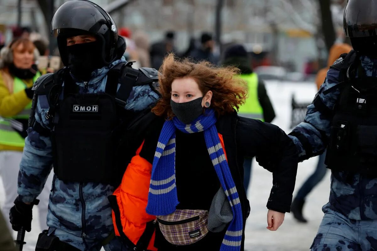 Протесты в России. Протесты в Москве России. Уличные беспорядки в Москве. Протесты в России 2018. Remember navalniy