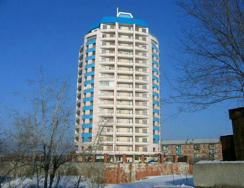 Солнечная башня улан удэ. Улан удэ саяны солнечная башня. солнечная башня дом в улан-удэ. солнечная башня карла маркса.