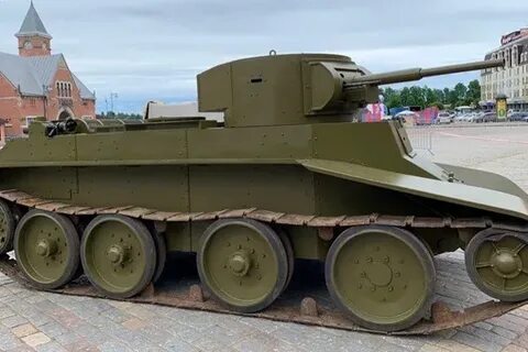 Кто играет танка в невском