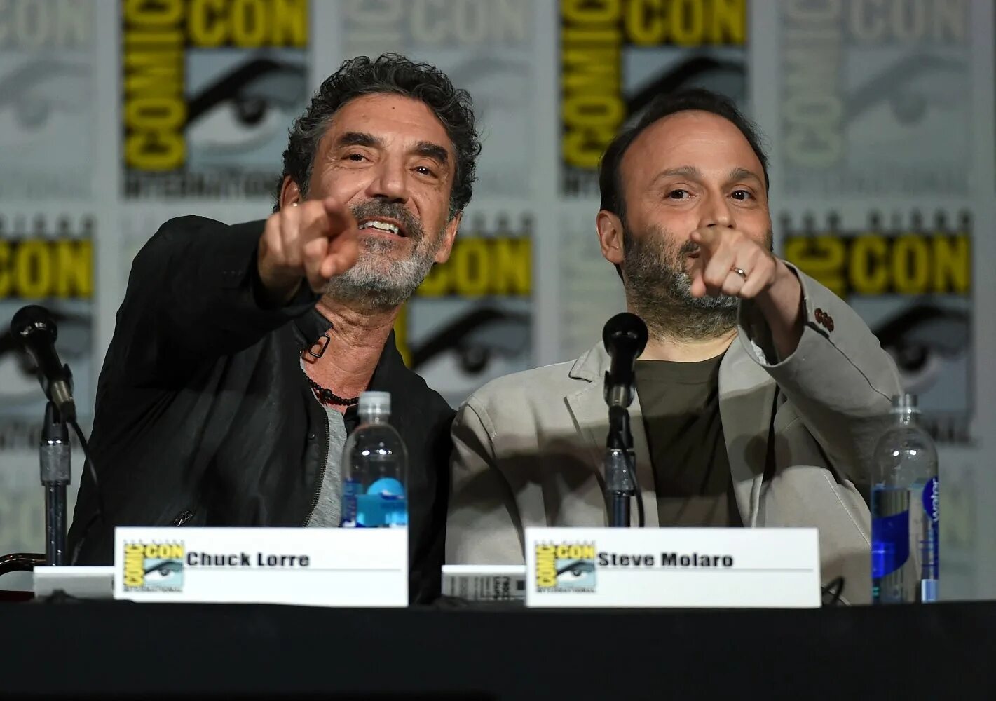 Чак лорри о боге. Ситкомы чака лорри. Ситкомы чака лорри. Чак лорри продюсер. Чак лорри сериалы.