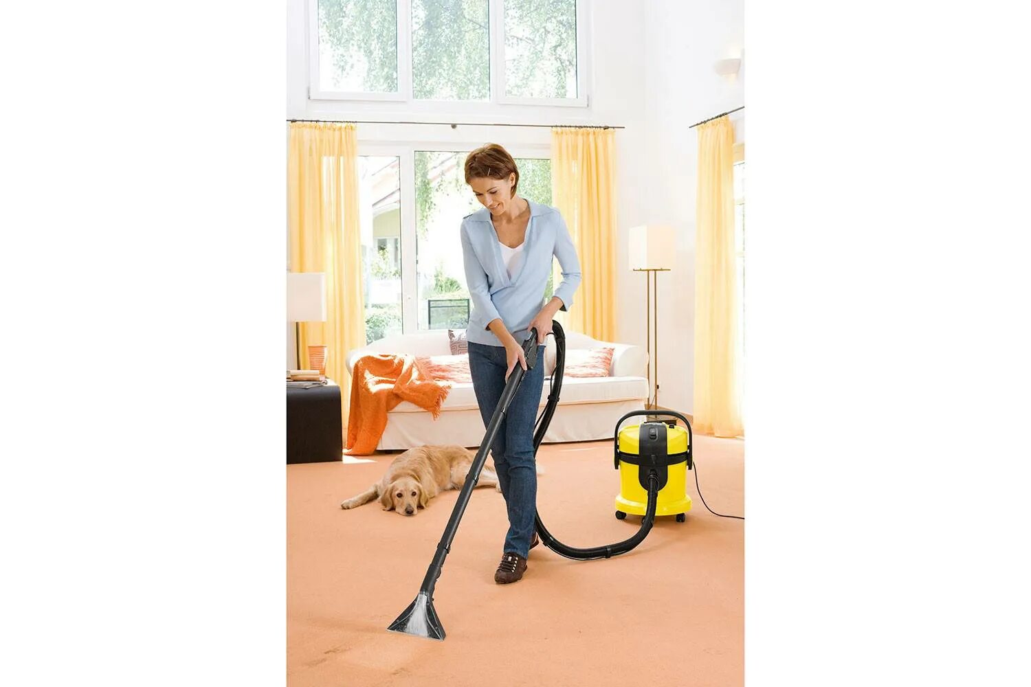 Пылесос сделать влажную уборку. Karcher se 4002. Пылесос Karcher se 4001. Karcher se 4001 моющий. Кархер 4002 пылесос.