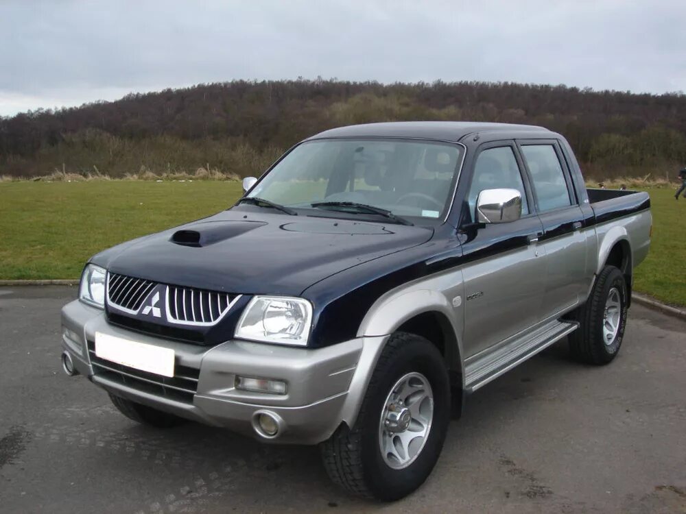 Mitsubishi l200 3 поколение. L200 Mitsubishi поколения. Митсубиси л200 1 поколение.