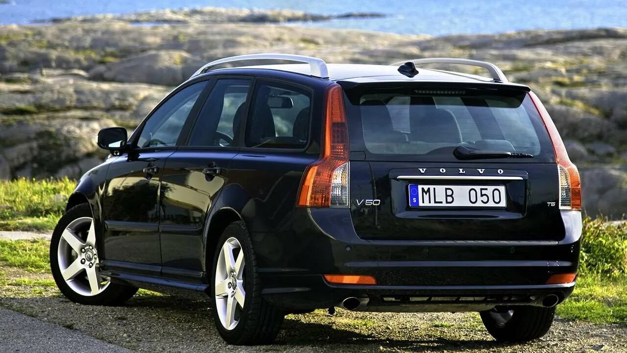 Volvo v50 универсал. Volvo v50 r. Volvo v50 1. Volvo v50 2008.