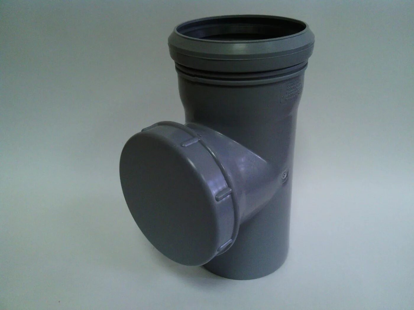 ревизия кан. ревизия на канализационной трубе 110 в тройниках. ревизия канализационная 110 габариты. ревизия пнд 110 пэ 100 sdr 11. ревизия пнд 110 45гр.