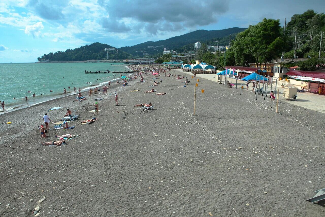 Пляж кавказ хоста. Хоста центральный пляж. Хоста крым. Хоста сочи пляж. Хоста краснодарский край пляжи.