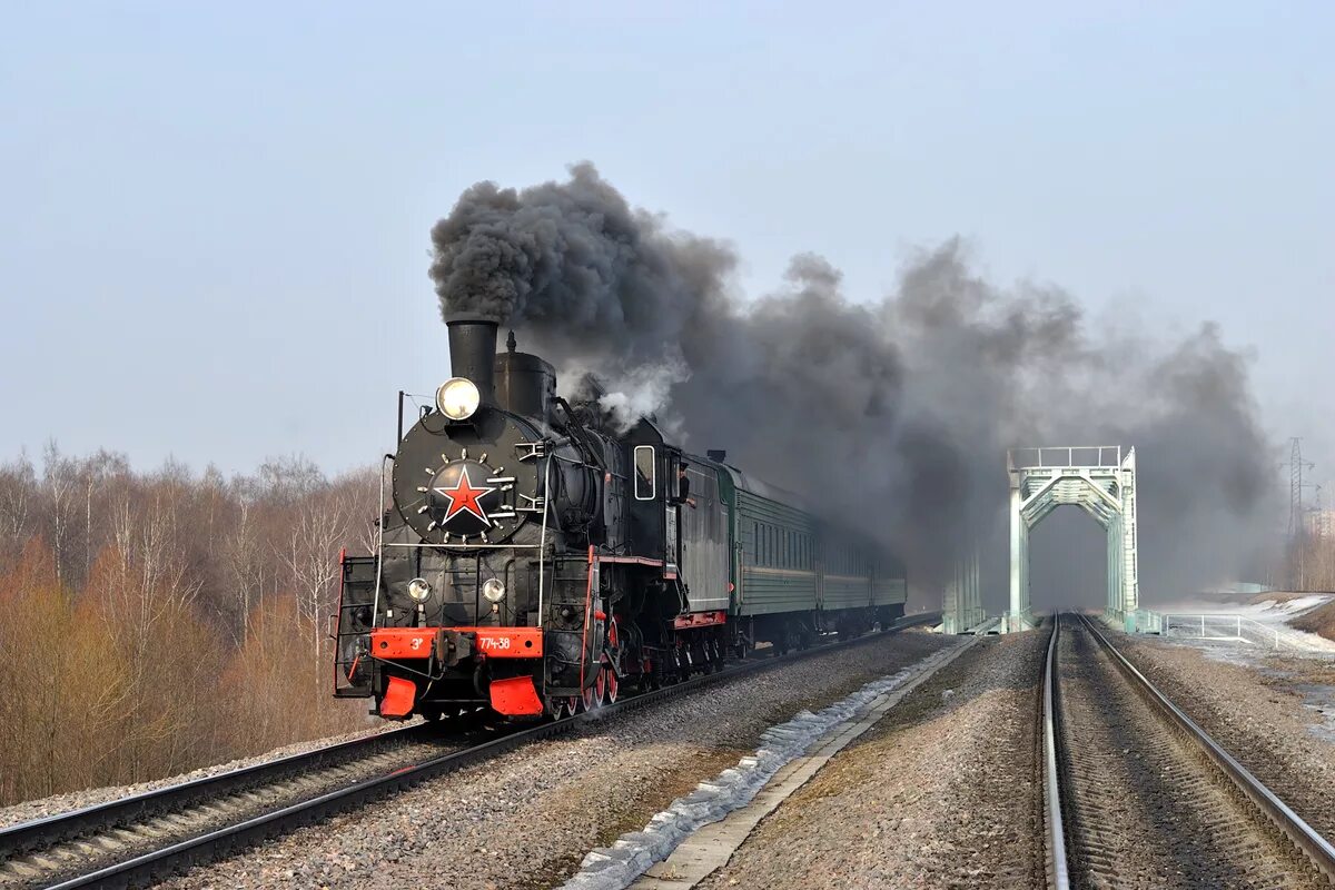 Локомотив паровоз. Эр 774 38 паровоз. Старинный поезд. Паровозы и поезда. Паровоз с углем