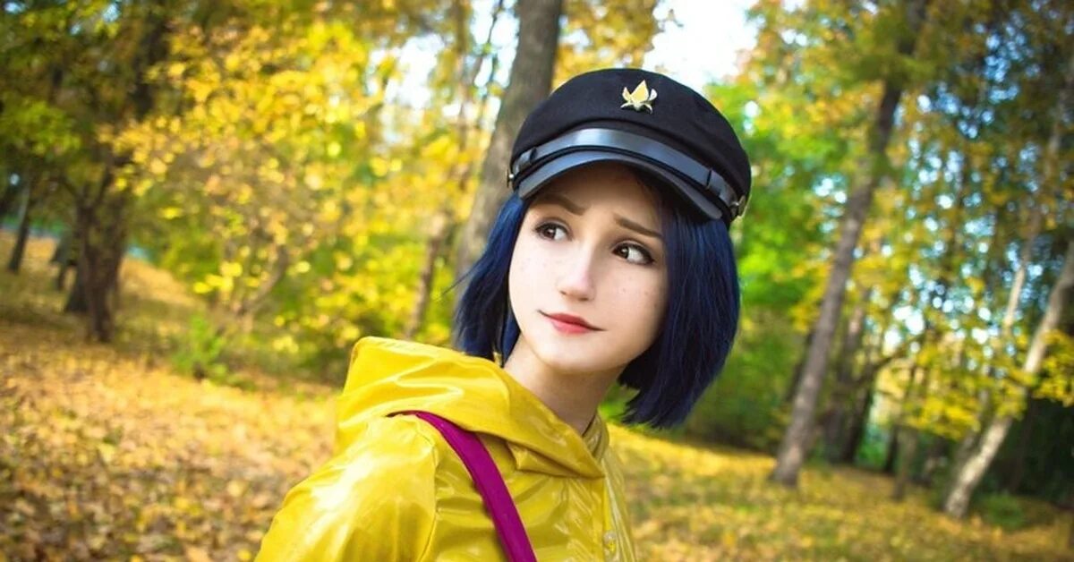 Friren cosplay. Коралина в стране кошмаров косплей.