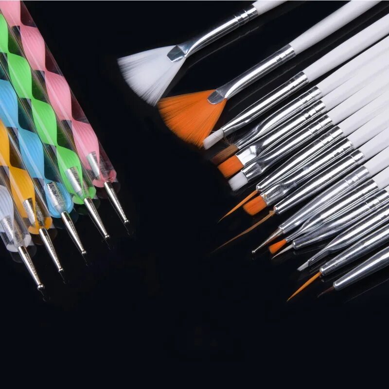 кисти nail art brush. маникюрная кисточка. кисточка для рисования на ногтях. кисти для маникюра nail brush. кисти для маникюра.
